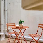 Authentic Maltese 3br Steps From Seafront & Ferries Apartment Sliema