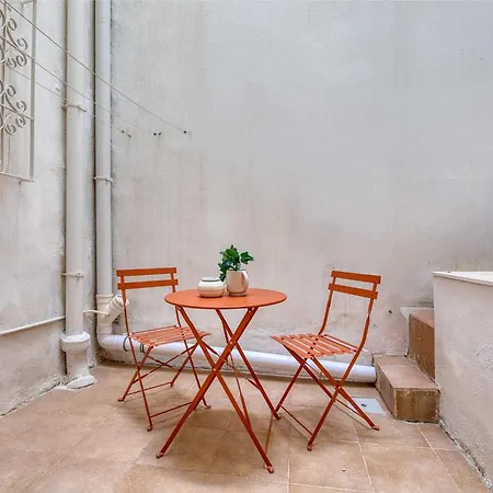 아파트 Authentic Maltese 3br Steps From Seafront & Ferries 슬리에마