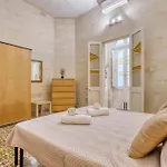 Authentic Maltese 3br Steps From Seafront & Ferries * Sliema