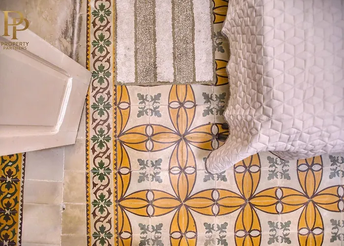 Authentic Maltese 3br Steps From Seafront & Ferries Apartman *