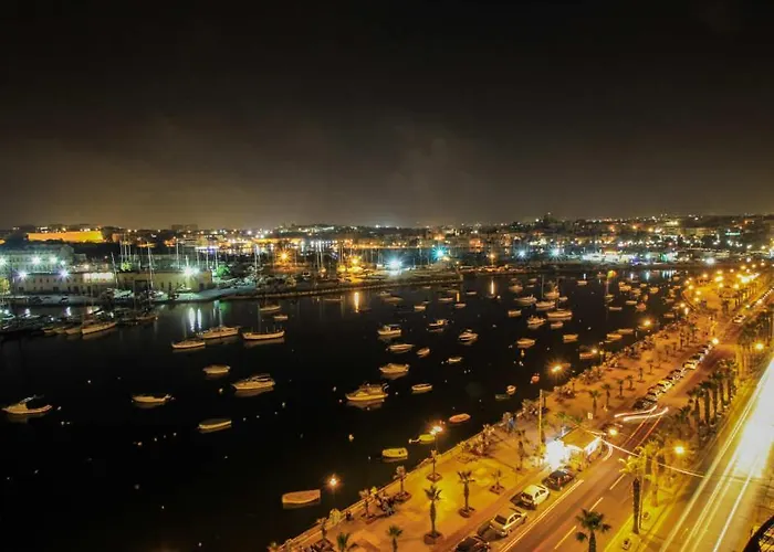 Authentic Maltese 3br Steps From Seafront & Ferries *