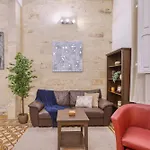Authentic Maltese 3br Steps From Seafront & Ferries *